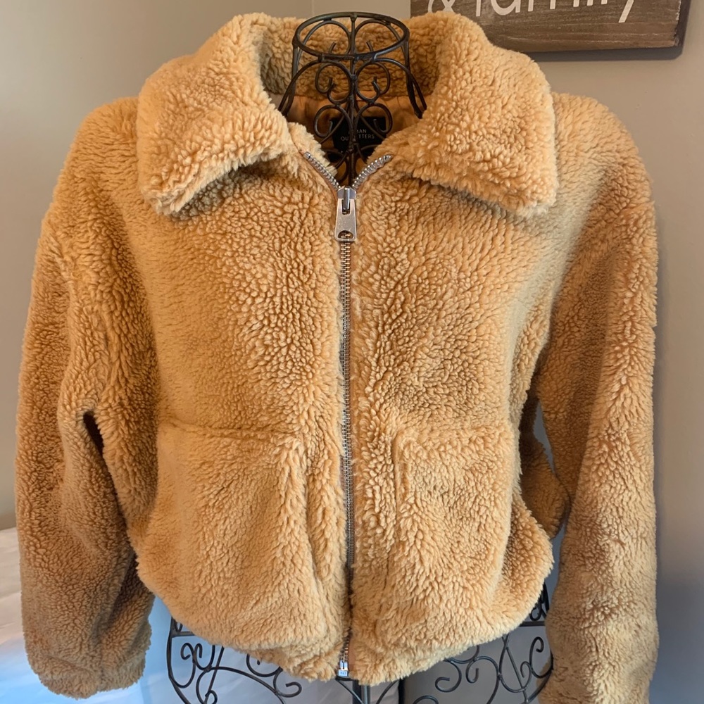 Urban Outfitters Teddy Coat - Picture 1 of 2